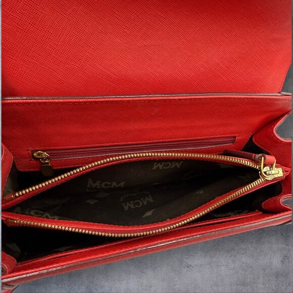 MCM  Red Leather Crossbody bag - Picture 8 of 8